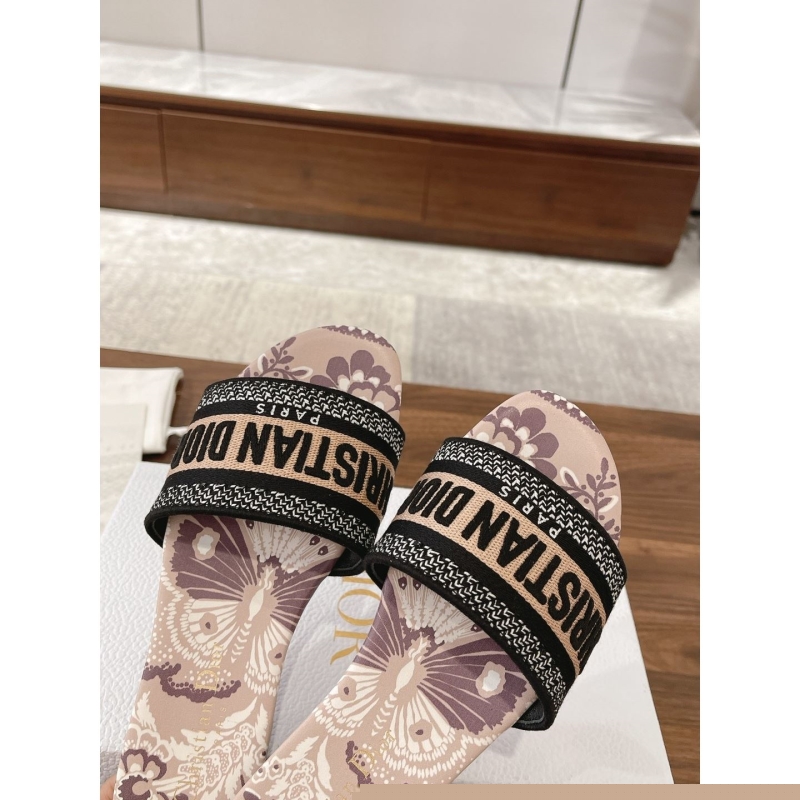 ch**an D*or slippers